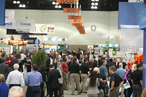 WEFTEC 2011 attendees explore the exhibit hall. Photo courtesy of Oscar Einzig Photography.